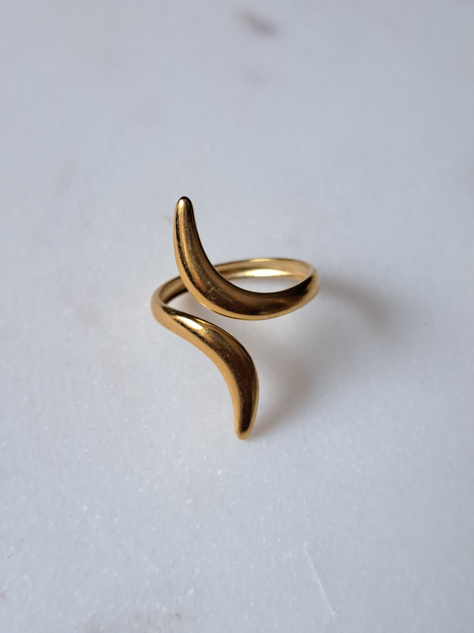 Sissy verstelbare ring twist - stainless steel - goud