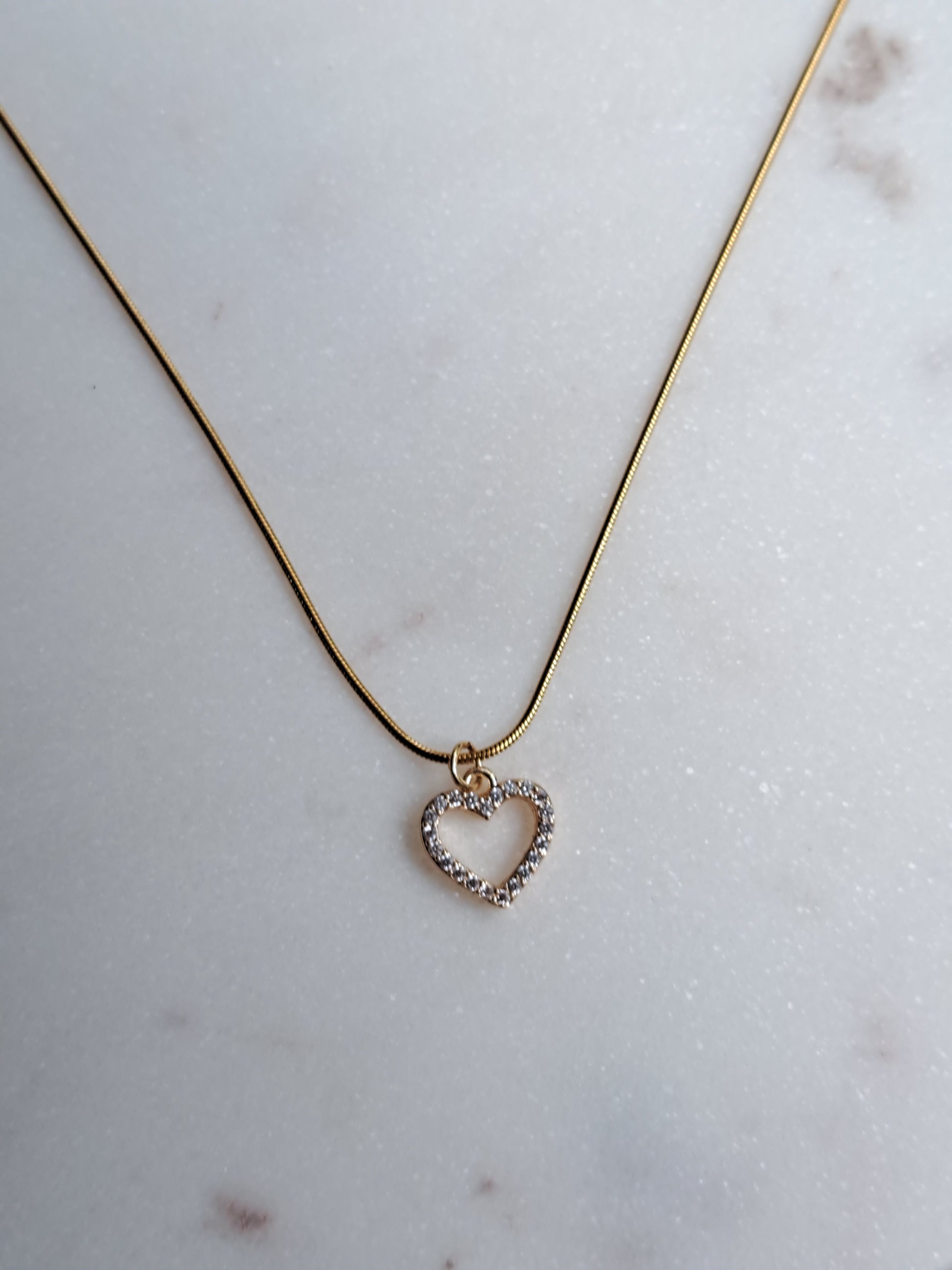 Sissy strass hart ketting - stainless steel - goud