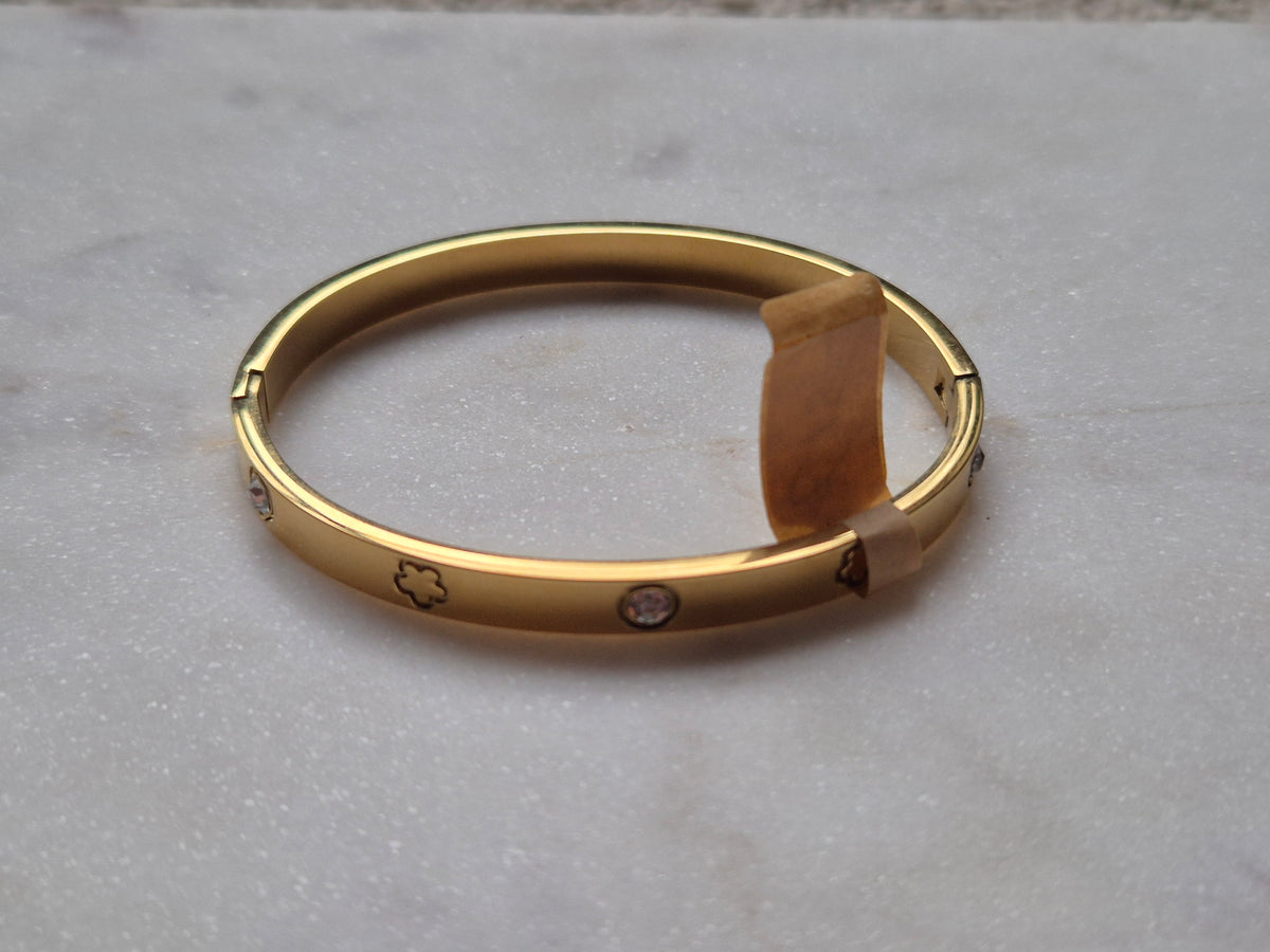 Bangle met steentjes