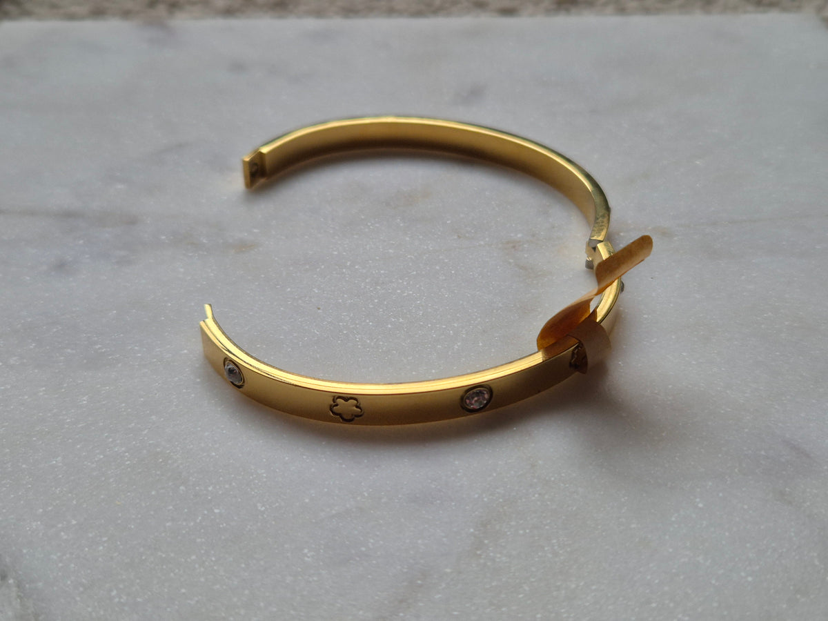 Bangle met steentjes