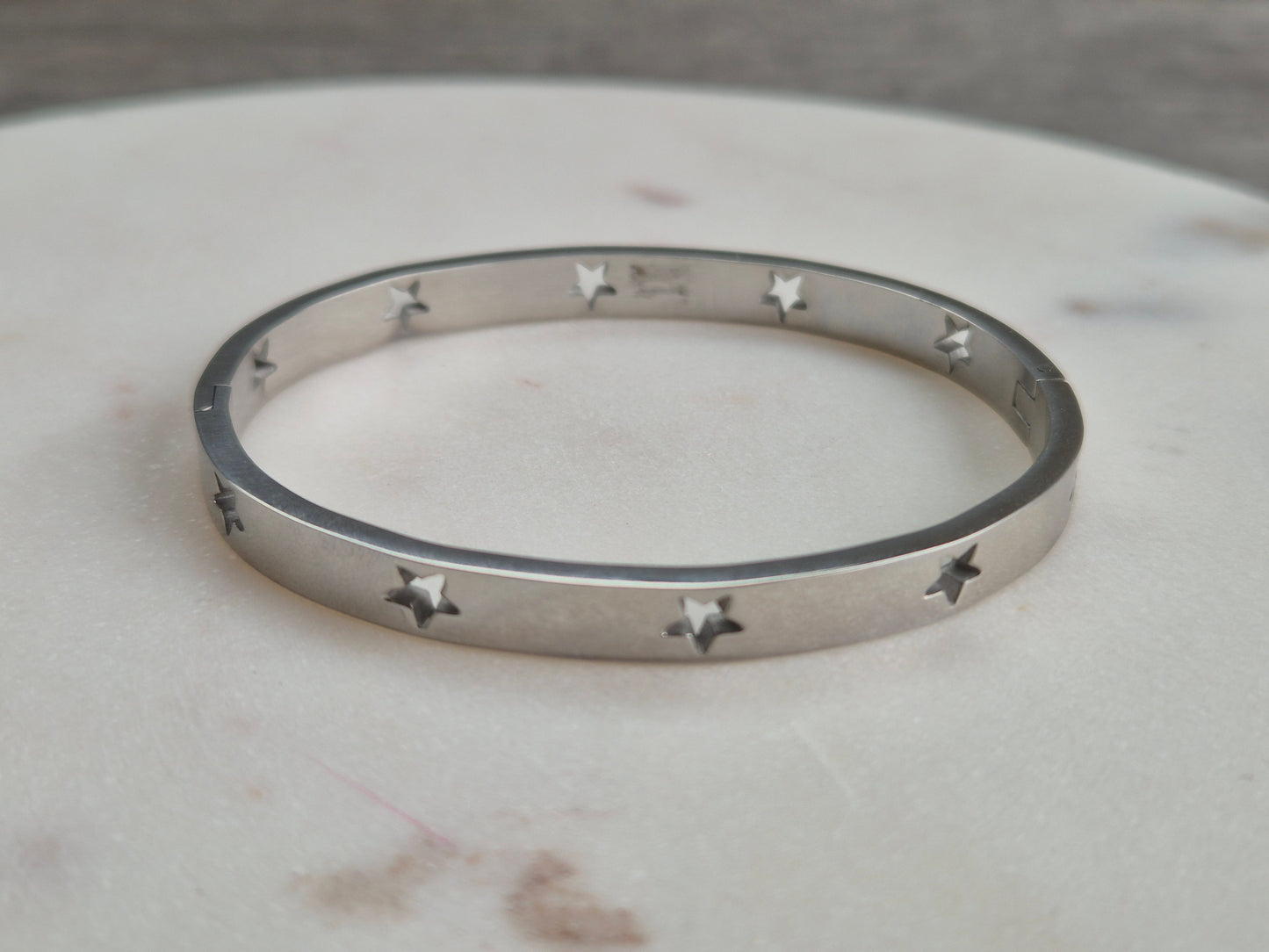 Ster bangle - zilverkleurig