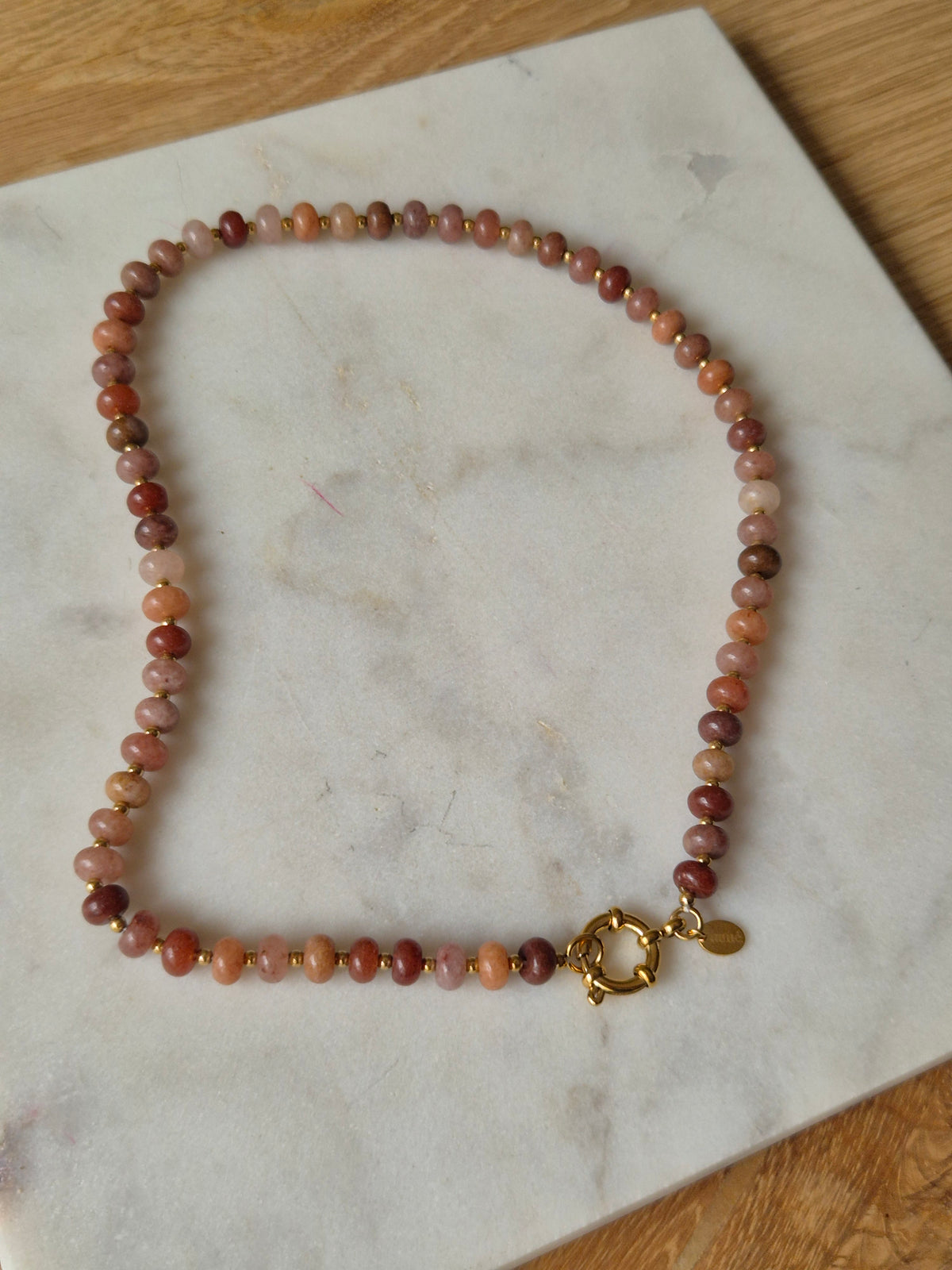 Bruine kralenketting - goud